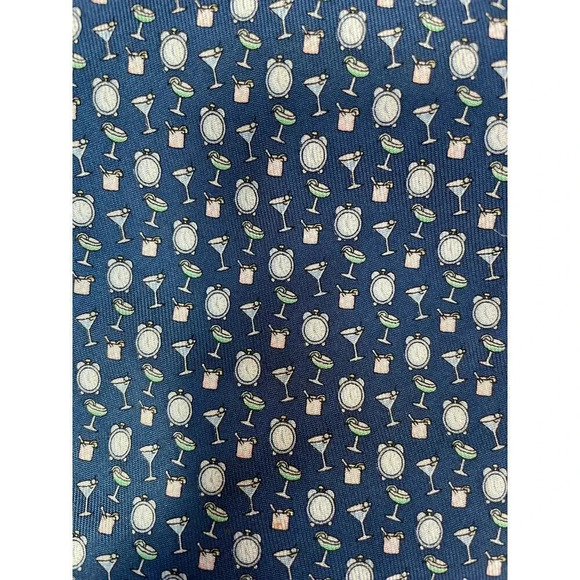 Men’s vineyard vines “happy hour” silk tie - Picture 3 of 3